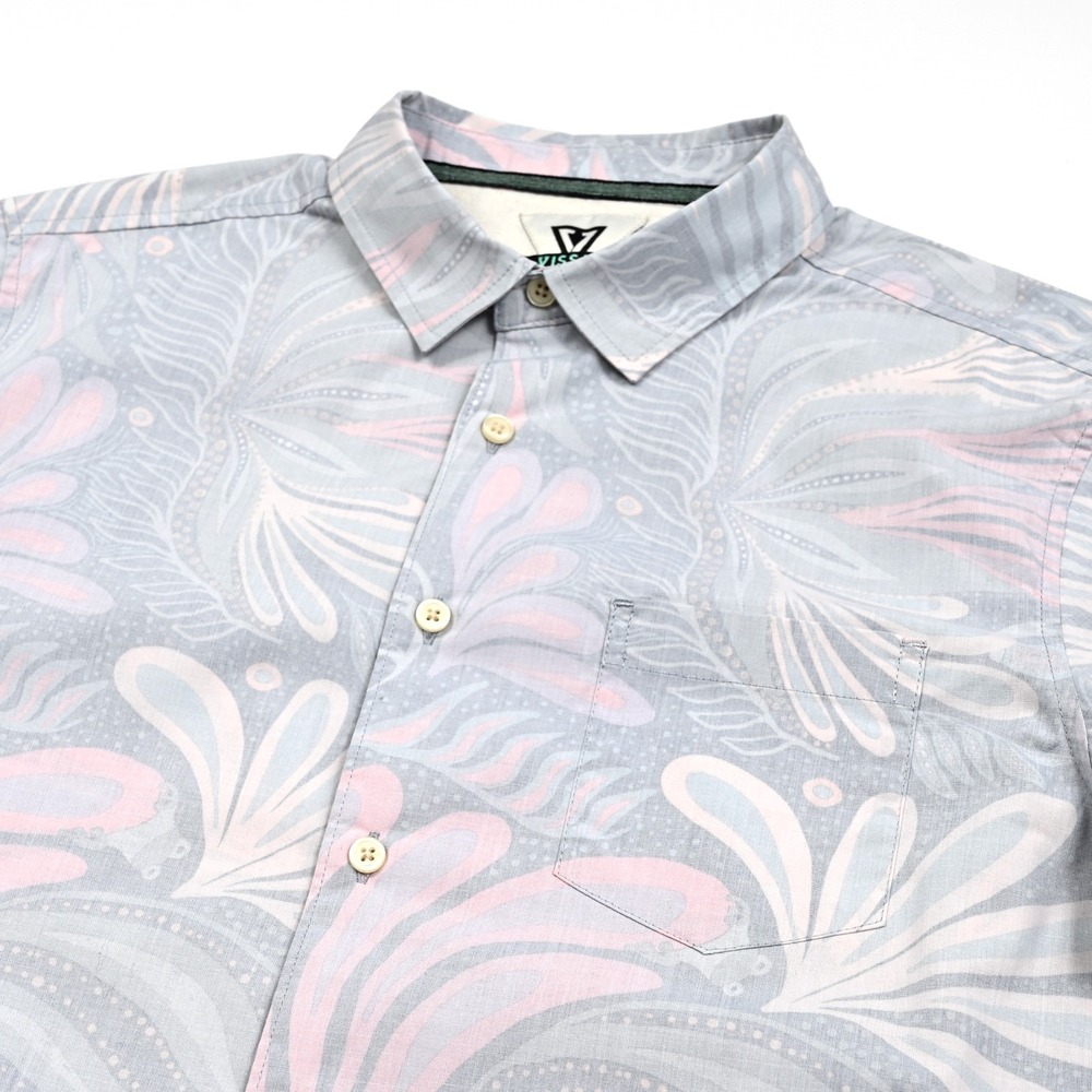 Vissla Shirt Mens‎ Medium Floral Reverse Print Beach Surf SS Hawaiian Skate